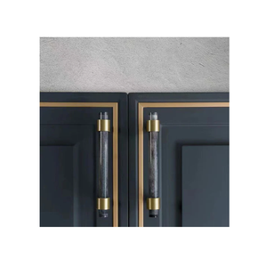 Manija de puerta de mármol y latón Manijas de puerta de diseño italiano de alto estándar y tamaño personalizado - Product Image 5