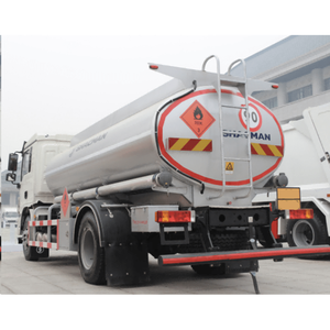Camion-citerne diesel Shacman 4x4 LHD, état neuf, transmission 6x4, prix départ usine - Product Image 4