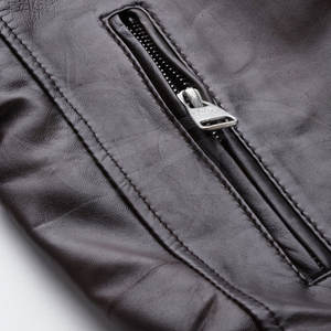 เสื้อแจ็กเก็ตหนังกันลมของผู้ชายเสื้อแจ็คเก็ตแฟชั่นมีคอตั้งกันน้ำและระบายอากาศได้ดี - Product Image 5