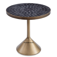 Table d'appoint d'angle de luxe, très vendue, en aluminium, forme unique, plateau en bois, finition dorée, pour la maison