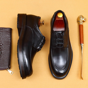 Mocassins pour hommes en cuir de vachette tressé à la main avec pompon, style coréen, décontracté chic, en cuir véritable noir - Product Image 5