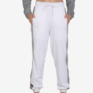 ชุดวอร์มซิปผู้หญิง สไตล์ใหม่ คุณภาพสูง ระบายอากาศได้ดี เหมาะสำหรับฤดูหนาว สตรีทแวร์ แอคทีฟแวร์ วิ่งออกกำลังกาย ลำลอง ลุคซักยีนส์ สินค้าขายดี - Product Image 5