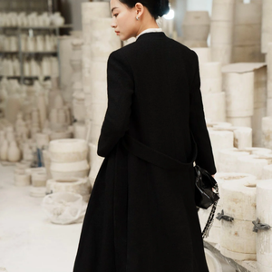 NAAMAH-Trench pour femme en stock Manteaux faits à la main avec ceinture, en tweed, en laine, vêtements à la mode pour femmes, étiquettes personnalisées, prêts à être expédiés - Product Image 2