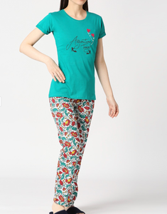 Vêtements de nuit et vêtements de détente pour femmes de la meilleure qualité ensemble de pyjama imprimé haut et pantalon à manches longues et col rond - Product Image 3