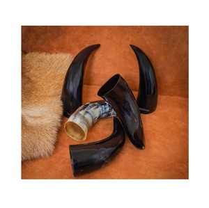 Authentique corne à boire viking gobelet de style médiéval rustique sculpté tankard de guerrier naturel fait à la main navire hydromel nordique - Product Image 5