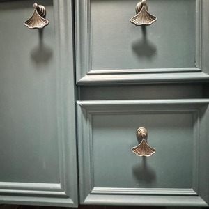 Poignée de meubles décoratifs faits à la main en or de luxe pour armoire à tiroirs et décor de salon fabriqués à la main en Inde - Product Image 2