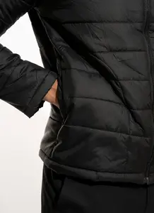 แจ็กเก็ตขนปลาปักเป้าผ้าไนลอนสีดำสำหรับผู้ชายสีดำพร้อมคอตั้งตลอดเวลาผ้าทอสไตล์ฮิปฮอปที่ดีที่สุด - Product Image 5