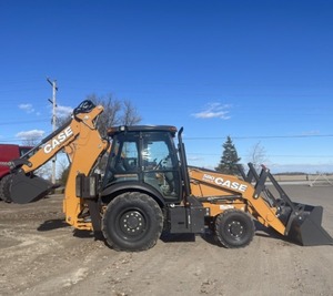 Chargeuse-pelleteuse CASE580SN 2024, mini-tracteur avec pelle arrière et chargeur frontal - Product Image 6