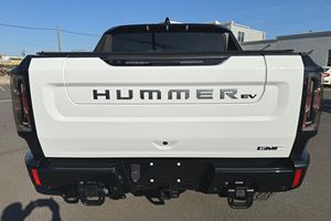 GMC Hummer EV Pickup Edición 1 CREW 4WD V8 2022, Transmisión Automática, Asientos de Cuero, Techo Panorámico Táctil - Product Image 4