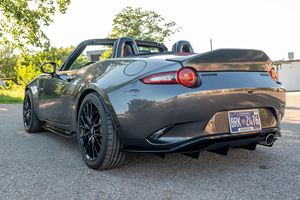 สภาพดีเยี่ยม รถมือสอง ปี 2023 มาสด้า MX-5 Miata Club ชุดซูเปอร์ชาร์จเจอร์ HKS - Product Image 3