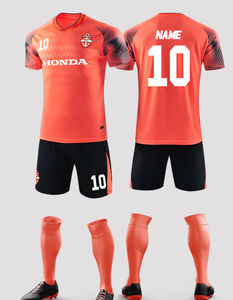 Uniforme de football confortable fabriqué par des professionnels, uniforme de football de produit très demandé pour les hommes - Product Image 2