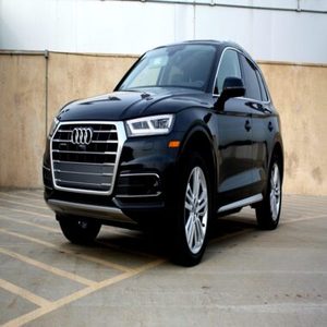 SUV Q5 Sportback d'occasion 2016-2026, plusieurs couleurs, tous modèles, calandre hexagonale, phares LED, jantes en alliage, design premium, à vendre - Product Image 1