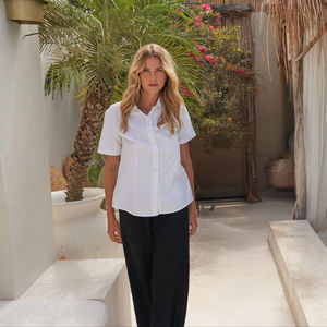 Chemise de travail pour femme BEAM ODM de haute qualité, formelle, à boutons, col en V, manches courtes, coupe classique, 40% coton, 60% non-tissé, unie - Product Image 6