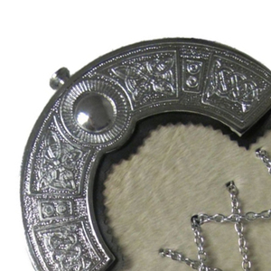 สปอร์รันขนกระต่ายสก็อตแบบดั้งเดิมคุณภาพสูงสั่งทำพิเศษ พร้อมงานปักและพู่ห้อยอย่างมีสไตล์สำหรับชุดกิลท์แบบเป็นทางการ - Product Image 5