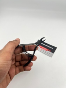 Coupe-cuticules professionnel noir couleur plasma avec ressort, logo personnalisé, pour manucure et pédicure, ciseaux à ongles pour doigts et orteils - Product Image 4