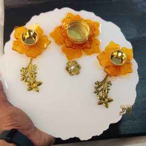 Plateau de prière décoratif artisanal de luxe en résine époxy écologique de qualité supérieure, modèle Puja Thali, pour le festival Diwali, la maison, le mandir, les pujas - Product Image 3