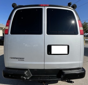 Chevrolet Express Cargo 2500 RWD 2019 Económico con Volante a la Izquierda/Derecha - Product Image 2