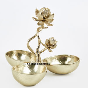 Cuenco dorado único hecho a mano de acero inoxidable con flor de latón decorativa, cuenco de forma redonda para bodas, decoración del hogar - Product Image 4