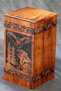 Handmade Rosewood Urnสําหรับเถ้ามนุษย์Eagle Designไม้Urnกล่องส่วนบุคคลCremationชายหญิงขนาดใหญ่Yeaksake Urn - Product Image 2