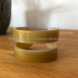 Elegante pulsera con abalorio de cuerno de buey para mujer, elegantes brazaletes de cuerno de búfalo a la moda para mujer, brazaletes de Falak World Export - Product Image 3
