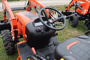 Tractor Agrícola 2026 Bad Boy 3026H con Motor de 10 HP, Tracción en las 4 Ruedas, Transmisión por Engranajes, Alta Productividad, EN VENTA - Product Image 2