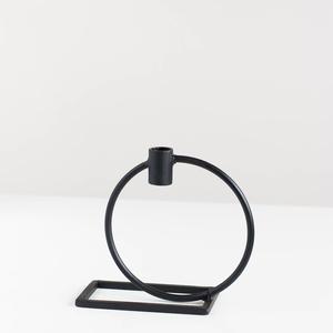 Support à bougies minimaliste en métal à 3 bras pour les designers d'intérieur, porte-bougie géométrique doré pour les événements, les hôtels et la décoration intérieure - Product Image 5