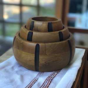 Bol de service à salade de fruits en bois de manguier de luxe antique et contemporain sculpté à la main pour la maison et le jardin Kit d'ustensiles de stockage des aliments - Product Image 4