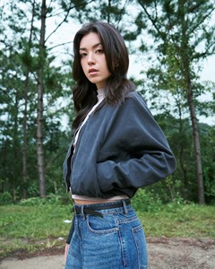 Chaqueta Corta de Mezclilla para Mujer, Manga Larga, Dobladillo Acanalado, Corte Regular, Cierre de Cremallera, Ecológica, Impermeable, Cortavientos, Otoño Invierno - Product Image 2