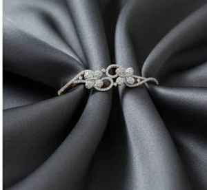 Bijoux de luxe pour femmes, deux tons, polis, design CZ AD Kada, entièrement sertis de pierres, pour les fêtes, élégants et tendance, pour les événements spéciaux - Product Image 4