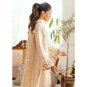 Conjunto de Traje de Verano 2026 para Mujer QALAMQAR de 3 Piezas: Camisa Transpirable Bordada en Tela de Césped, Dupatta Bordada en Tela Khaadi y Pantalones BIC-4653 - Product Image 5