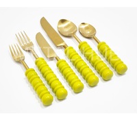 Ensemble d'ustensiles de table de luxe avec poignée à bulles vert lime, finition dorée élégante pour une table raffinée