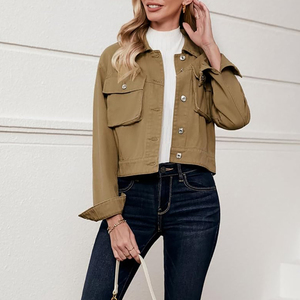 Veste en jean courte de style High Street pour femmes pour l'hiver Meilleur matériau en coton rempli de décoration de boutons pour l'automne - Product Image 5