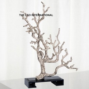 Aluminium Métal Marbre Base Arbre Forme Argent Plaqué Sculptures Modernes d'Inde Luxe Fait Main Décoratif Maison - Product Image 1