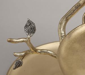 ชั้นวางเค้ก 3 ชั้น ดีไซน์กิ่งไม้สีทอง ประดับใบไม้โลหะ ตกแต่งด้วยดีไซน์ธรรมชาติ เหมาะสำหรับงานแต่งงานและงานเลี้ยง - Product Image 3