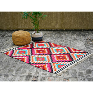 Alfombras de área de algodón tejidas a mano lavables antideslizantes para sala de estar moderna de nuevo diseño de alta calidad disponibles en tamaños y colores personalizados - Product Image 1