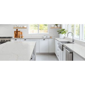 Cuarzo de Composición Premium Calacatta Rusta en Losa Grande - Diseño Moderno, Resistente al Agua y Duradero para Aplicaciones en Paredes y Cocinas - Product Image 2