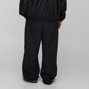 Pantalones cortavientos reflectantes de lona multibolsillos de cintura alta personalizados para hombre, ropa de calle informal lavada - Product Image 3