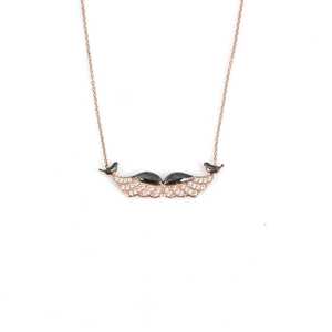 NUSRET Collar con Colgante de Ala de Ángel en Plata de Ley 925, con Zirconia Blanca y Tecnología de Incrustación en Bisel, Diseño Minimalista - Product Image 3