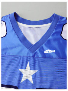 เสื้อฟุตบอลอเมริกันแบบขายส่ง คุณภาพเยี่ยม ตัดเย็บอย่างดี สำหรับทุกเพศทุกวัย สีสันปรับแต่งได้ ระบายอากาศได้ดี ผลิตจากโพลีเอสเตอร์ 100% ผ้าตาข่ายพิมพ์ลายแบบซับลิเมชั่น แขนสั้น - Product Image 3