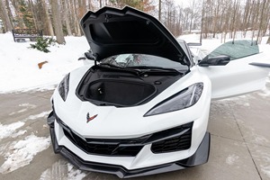 Chevrolet Corvette Z06 Convertible 2LZ 2024 - Product Image 4