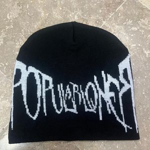 Recién llegado, gorro de punto Jacquard con logotipo personalizado Y2K, gótico, estampado completo, gorros de calavera de invierno sin doblar los puños, MOQ bajo para viajeros - Product Image 1