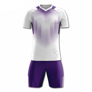 Sublimación Calidad Premium Nuevo estilo 2025 Nueva llegada Único Color blanco y púrpura Hombres usan uniforme de fútbol - Product Image 1