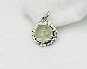 925 plata esterlina sólida mes de agosto piedra natal Prehnita con ajuste de bisel colgante de estilo floral - Product Image 3