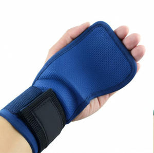 Coussinet d'haltérophilie en cuir OEM Hommes Femmes Coupe flexible Dragonne facile à fermer Surface rembourrée pour le cyclisme en plein air décontracté - Product Image 3