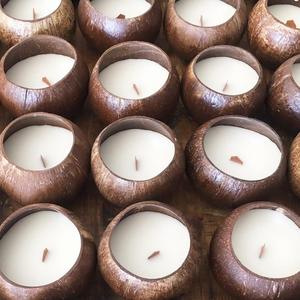 Bougeoir en coquille de noix de coco fait à la main | Bougeoir naturel pour la décoration de la maison et du spa | Option de décoration durable et écologique - Product Image 6