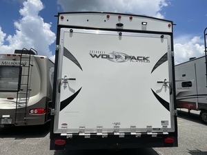 Autocaravana Usada 2023 F-o-r-e-s-t R-i-v-e-r Wolf Pack 25PACK12, Casa Rodante, Remolque de Camping, Autocaravana con Tienda de Campaña en el Techo - Product Image 2