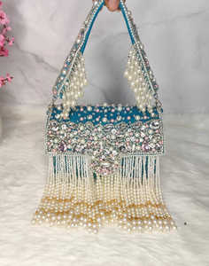 Sacs en jute bohèmes brodés en gros, durables, faits à la main, sacs bohèmes banjara pour femmes et filles à prix avantageux par LUXURY CRAFTS - Product Image 2