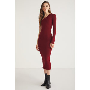 Vestido Midi Ajustado de Mujer, Color Rojizo, Corte Entallado, Tejido Acanalado, Marca ETHIQUET - Product Image 3