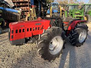 Maquinaria agrícola duradera usada, tractor agrícola de alta tracción, tractor de gran fuerza de tracción en venta - Product Image 4