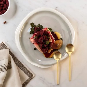 Ensemble de couverts ronds en laiton doré de luxe Couverts de qualité supérieure Vaisselle élégante Ustensiles de salle à manger modernes pour la maison, le restaurant et les événements - Product Image 2